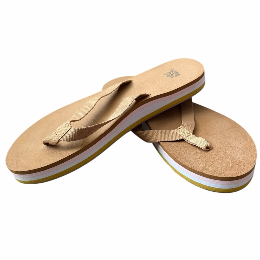 Wild Fable Women’s Flip Flop Sandals 8